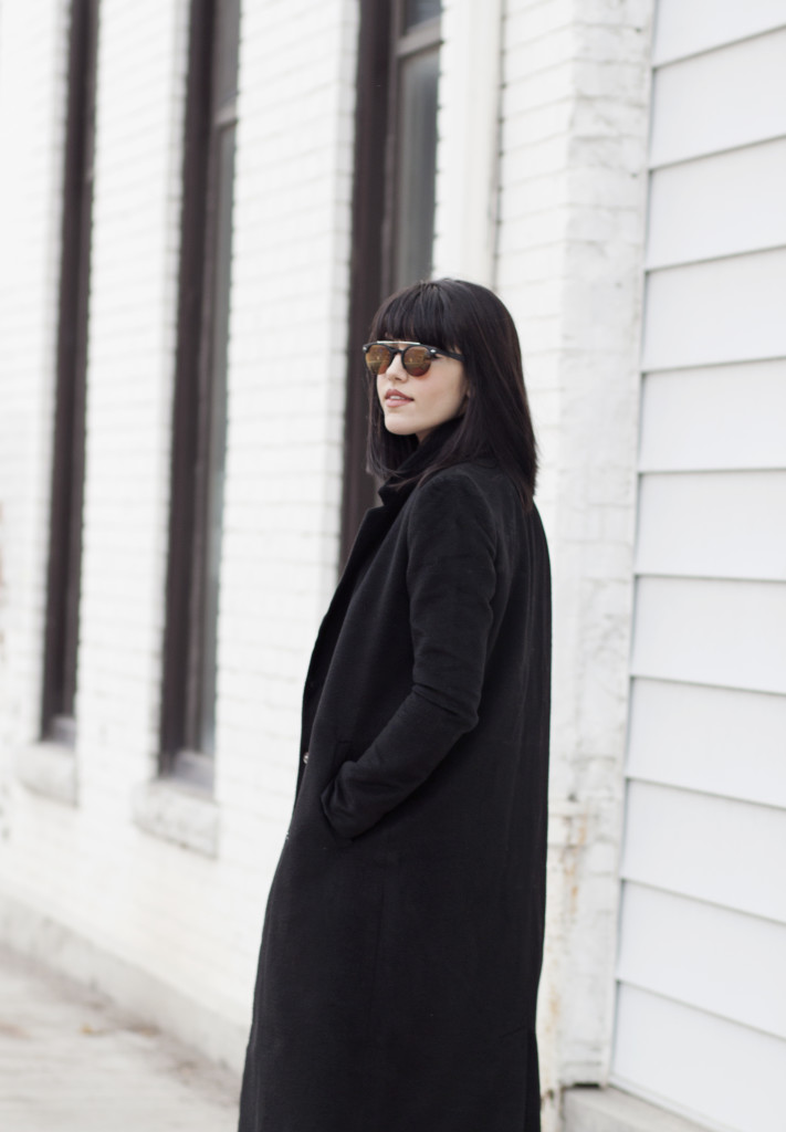 long-black-coat-streetstyle-8